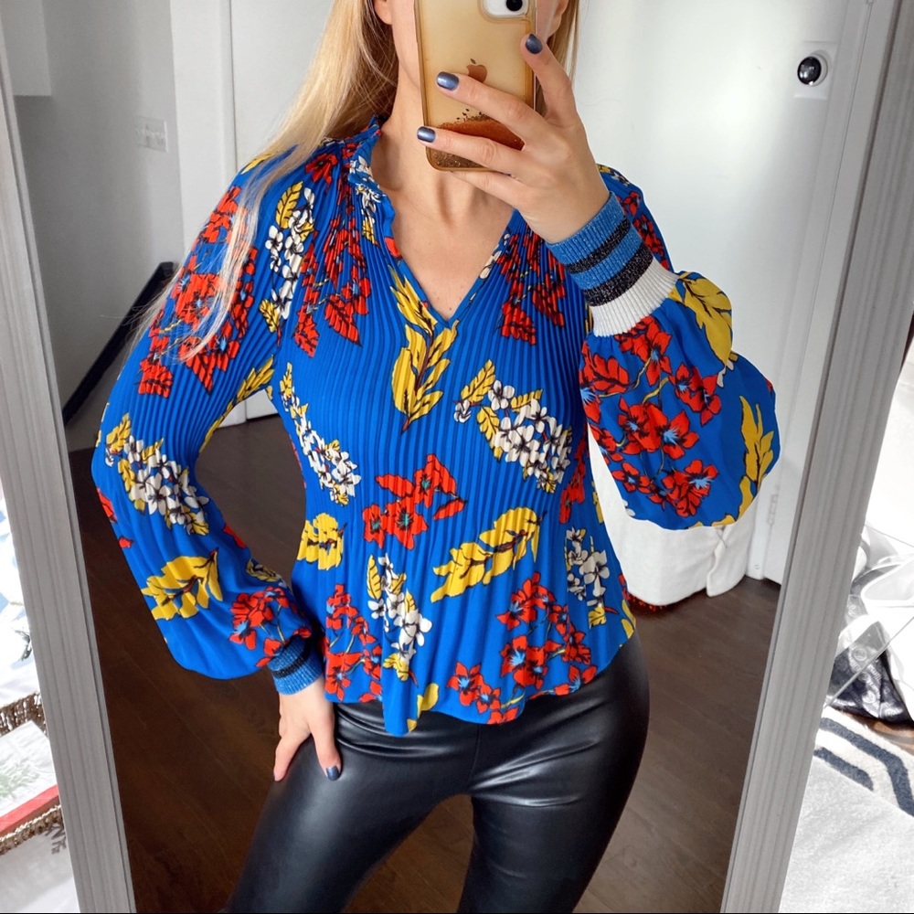 💙 BELLE VERE BOHO BLUE MULTI COLORFUL FLORAL PLEATED LOOSE FIT BLOUSE!